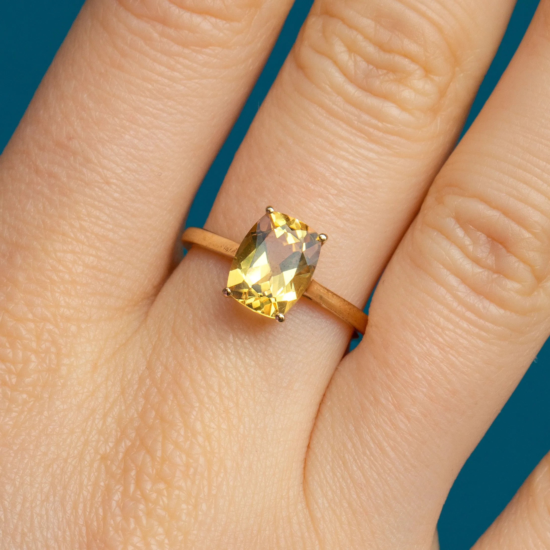 9ct Gold Citrine Solitaire Ring, 4.30ct