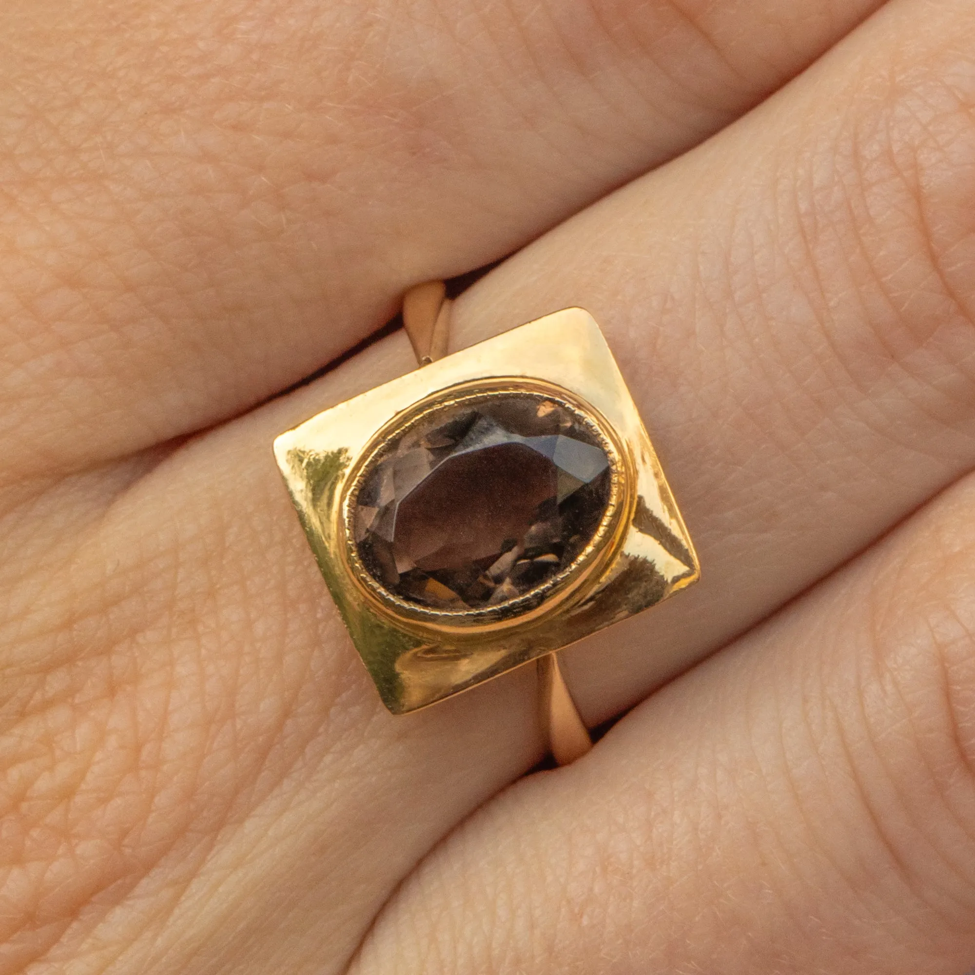 9ct Gold Smoky Quartz Panel Ring, 1.79ct