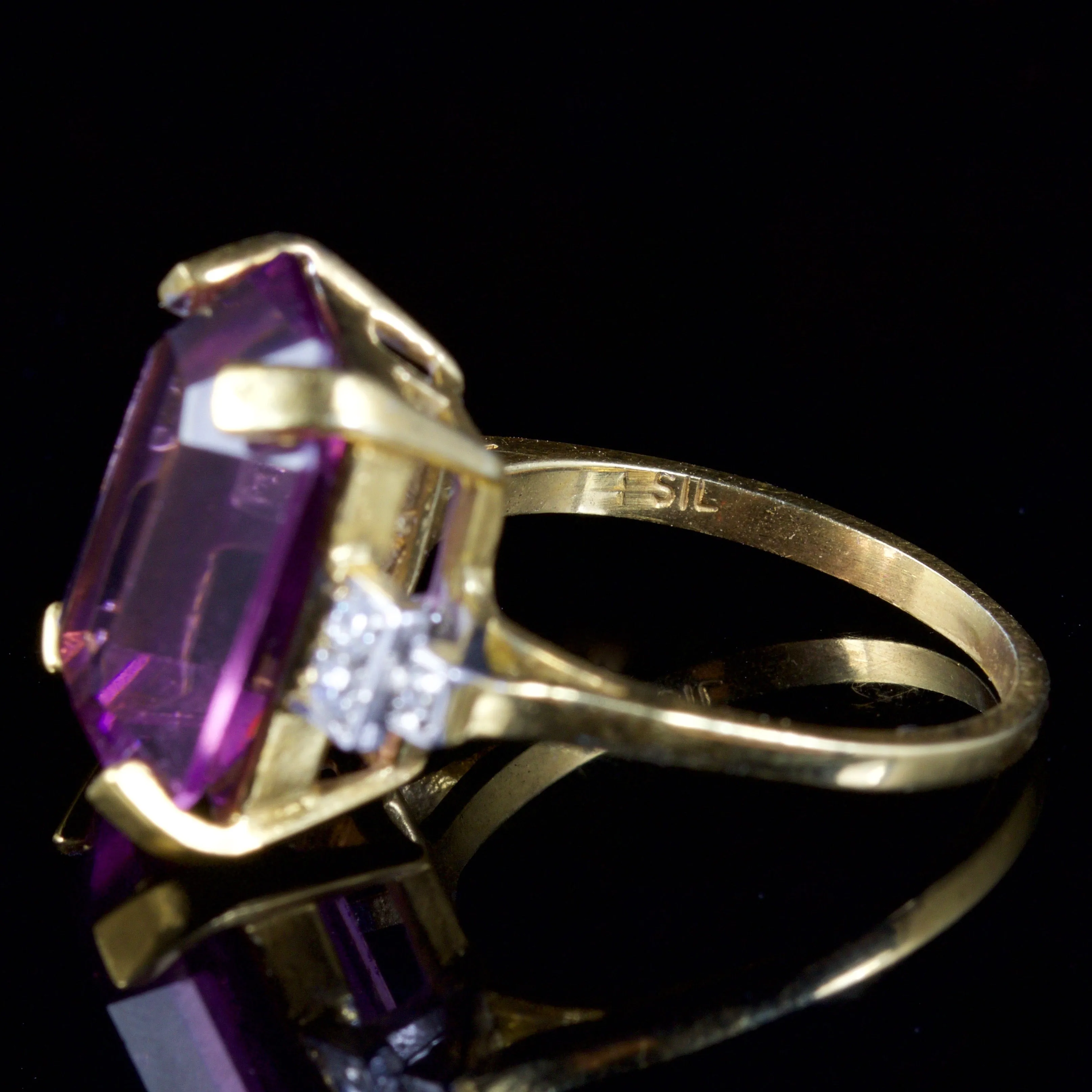 Amethyst Paste Stone Ring 18Ct Gold Silver