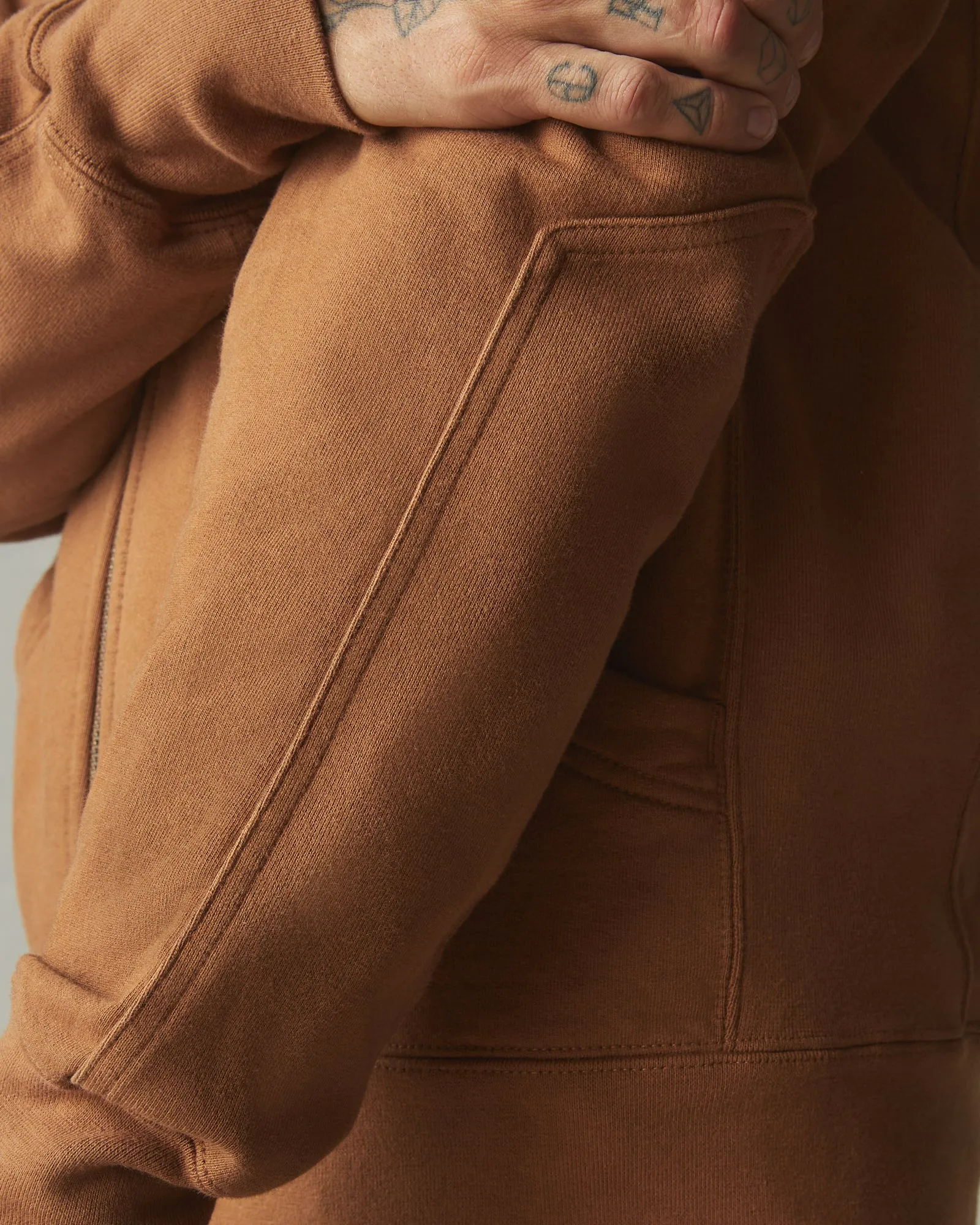 Classic Full Zip - Toffee