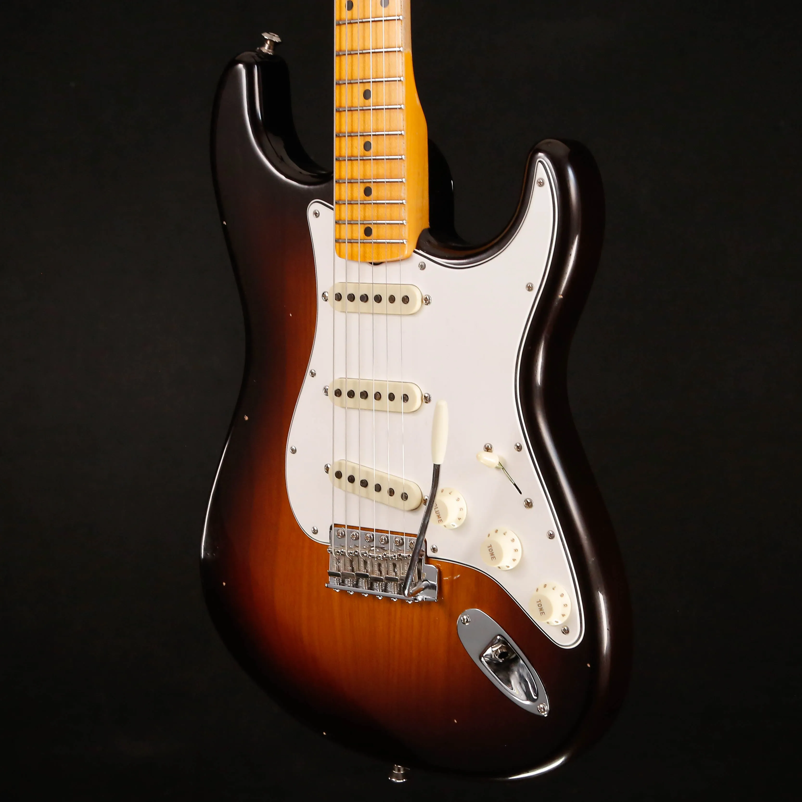 Fender Custom Shop Postmodern Stratocaster Journeyman Sunburst 8lbs 3.6oz