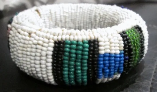 Handmade AFRICA Bead BRACELET Tribal Ethnic Cuff BEAD Bangle WHITE GREEN BLACK