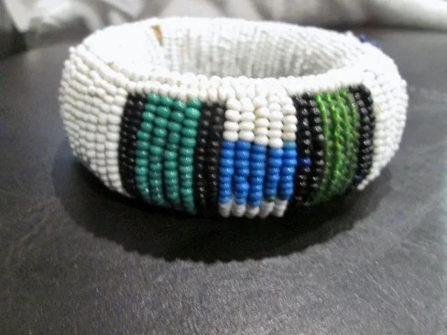 Handmade AFRICA Bead BRACELET Tribal Ethnic Cuff BEAD Bangle WHITE GREEN BLACK