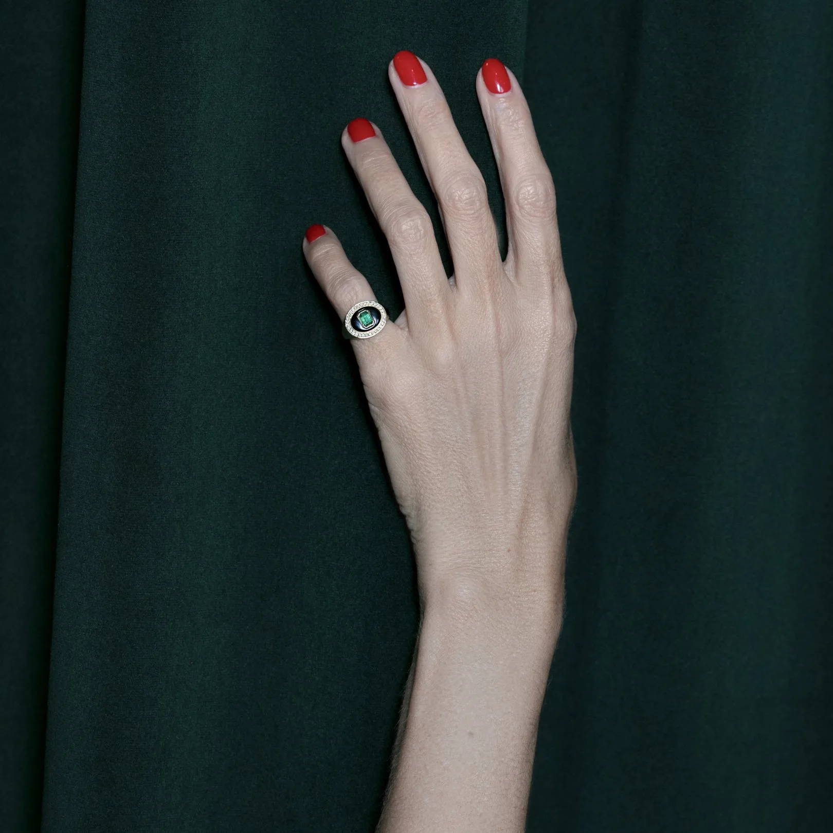 Midnight Icon Emerald and Onyx Oval Ring