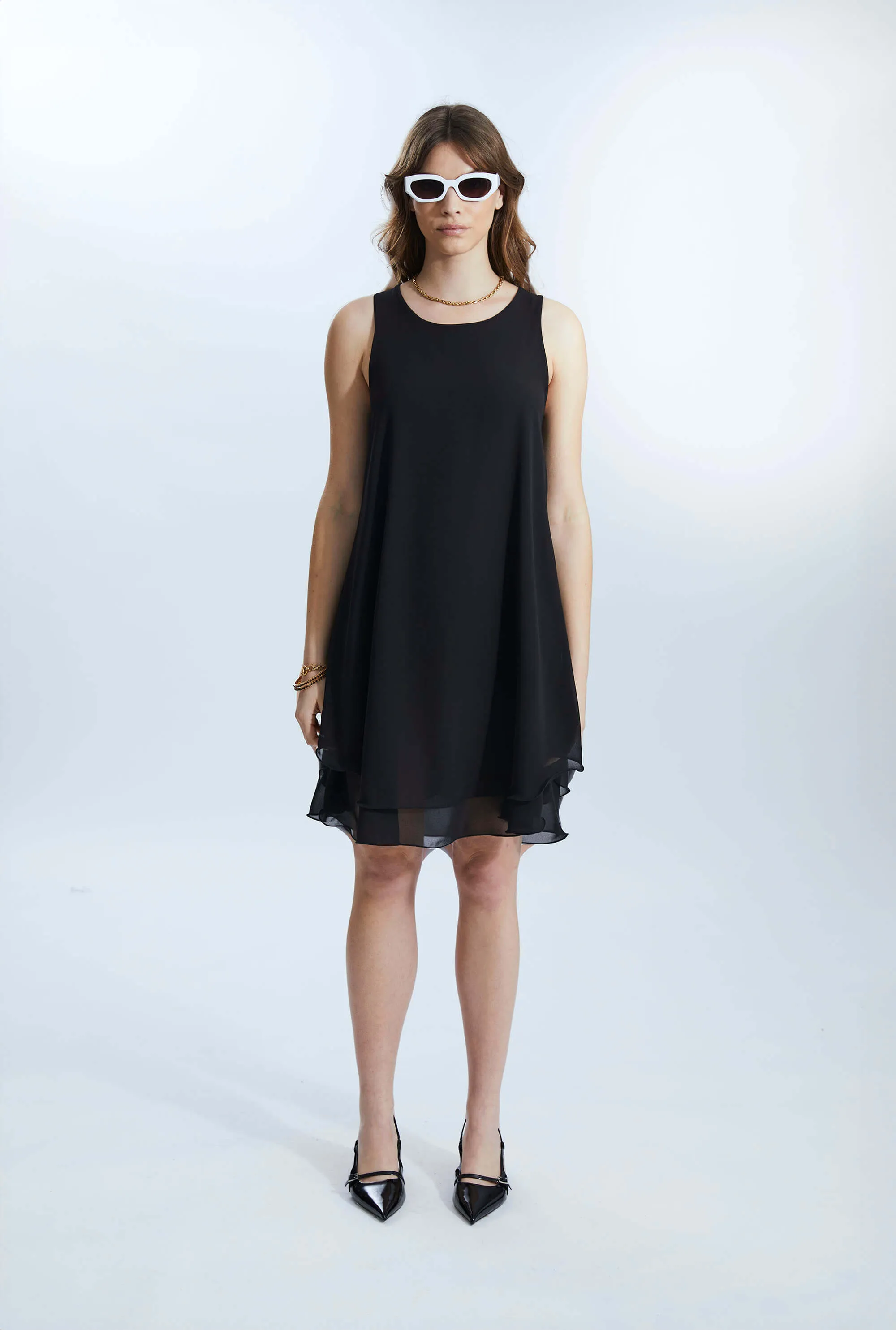 Sleeveless Wave Hem Dress Black